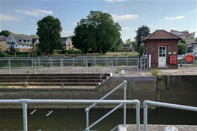 Teddington Lock 1